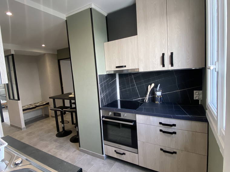 Kolokation Caen 651173