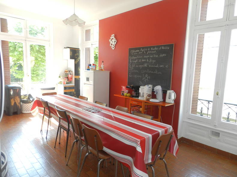 Kolokation Mazamet 198424-3