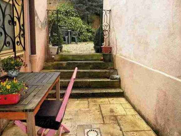 Quedarse En Casa Beaune 163732-3