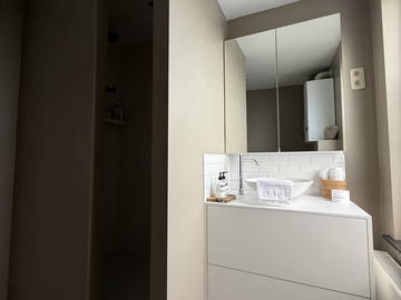 Kamer bij de gastheer te huur in Ottignies-Louvain-La-Neuve - foto 4: badkamer-4
