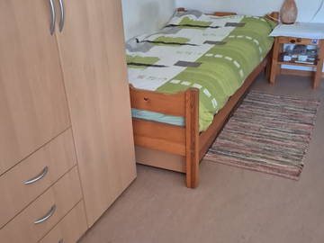 Chambre chez l'habitant à louer à Yverdon-Les-Bains - photo 1-1