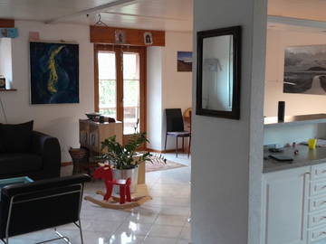 Chambre chez l'habitant à louer à Nods - photo 4 : salon-4