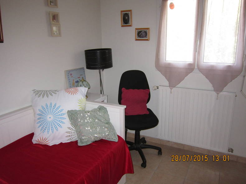 Quedarse En Casa Péronnas 110578-1