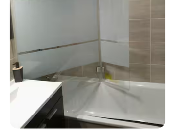 Chambre chez l'habitant à louer à Courbevoie - photo 5 : salle de bain-5