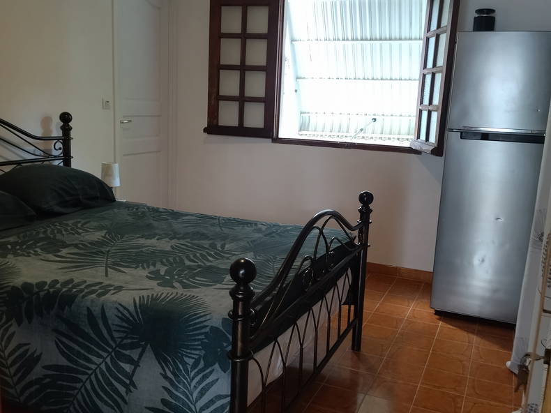 Quedarse En Casa Le Robert 95728-4