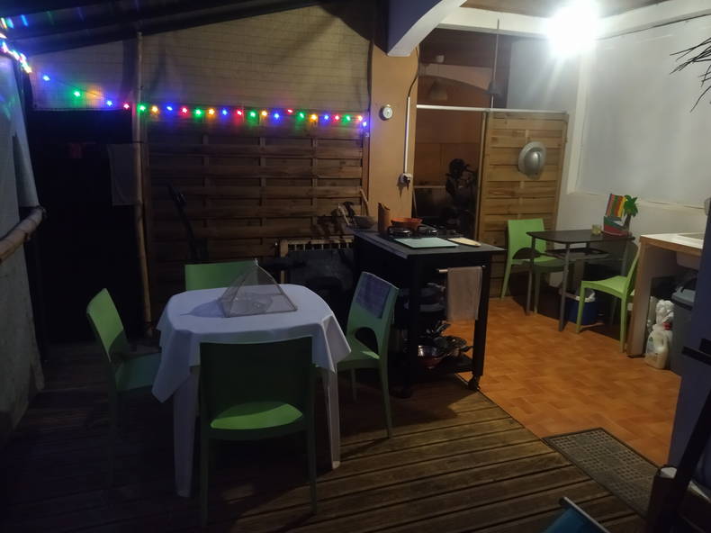 Quedarse En Casa Le Robert 95728-5