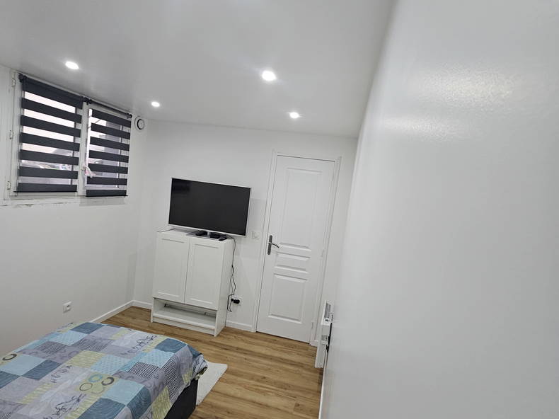 Kolokacja La Courneuve 254305-4