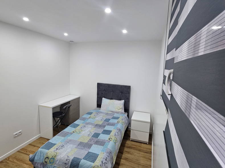 Kolokacja La Courneuve 254305-5