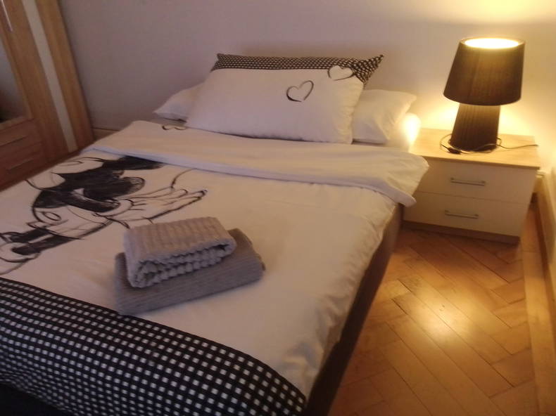 Habitación En Casa Del Anfitrión Peseux 245608-2