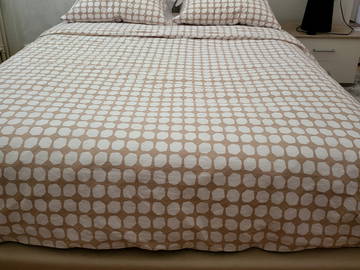 Kamer bij de gastheer te huur in Peseux - foto 1 : Slaapkamer-1