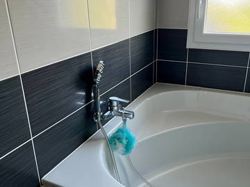 Homestay for rent in Sciez - photo 6 : Bathroom-6