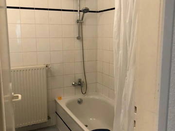 Unterkunft beim Gastgeber zur Miete in Luxembourg - Foto 4 : Badezimmer-4