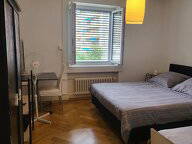 Unterkunft beim Gastgeber zur Miete in Neuchâtel - Foto 1 : Schlafzimmer-1