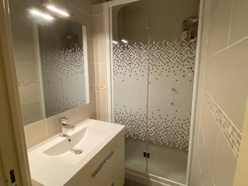 Hjemmeophold Asnières-sur-Seine 637462-4