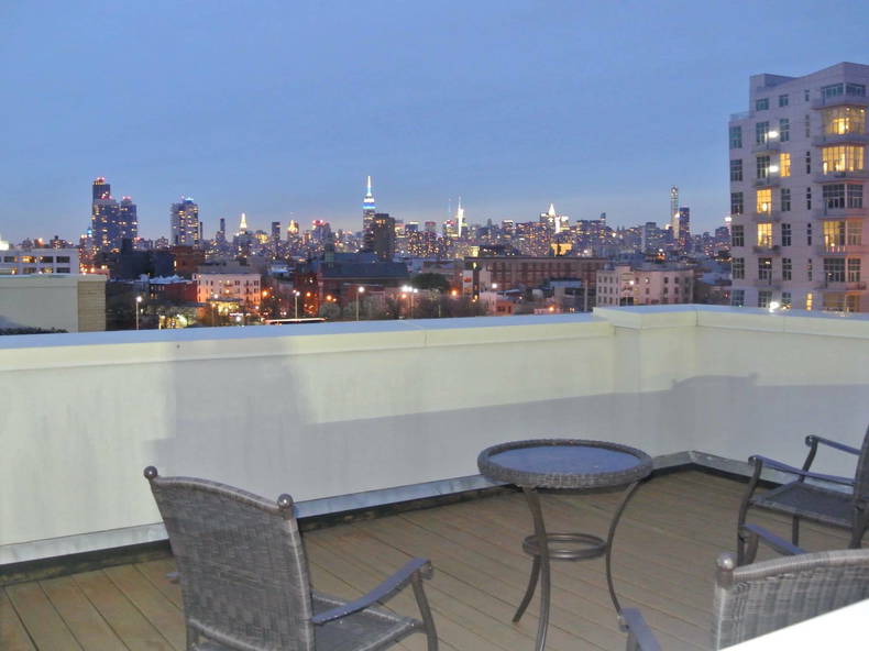 Toda La Casa New York 102578-1