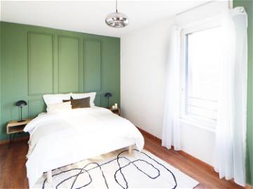 Roomlala | Chambre Raffinée De 15 M² à Louer En Coliving - LIL04