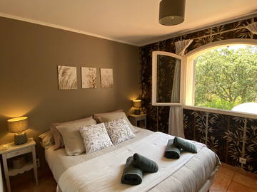 Chambre "Relax" dans villa avec piscine & jardin