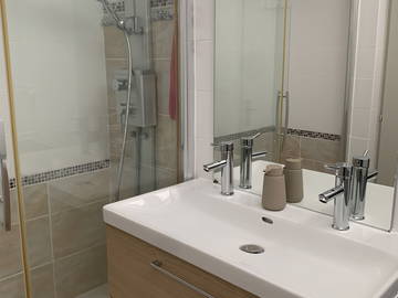 Shared Accommodation Saint-Genis-Pouilly 664795-7