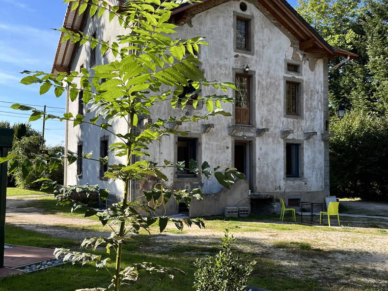 Hospedagem Em Casa De Família La Chapelle-aux-Bois 663469-5