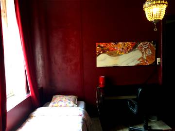 Roomlala | Chambre rouge