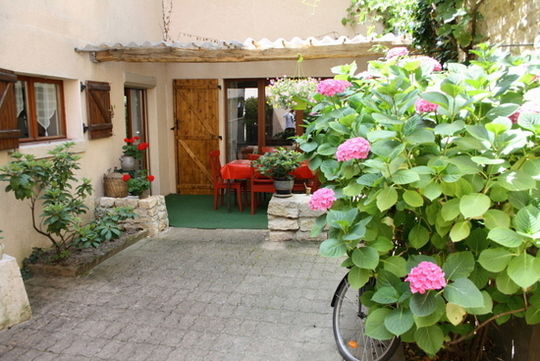 Homestay Nuits-Saint-Georges 394708