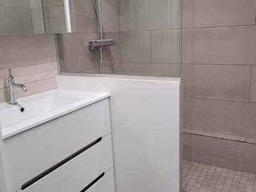 Unterkunft beim Gastgeber zur Miete in Asnières-Sur-Seine - Foto 2 : Badezimmer-2