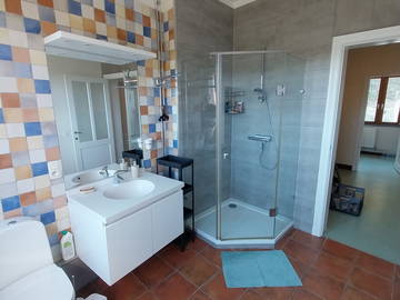 Colocation à louer à Huy - photo 8 : salle de bain-8