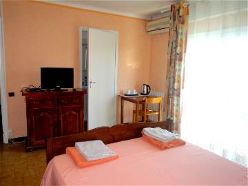 Private Room Perpignan 206439-9