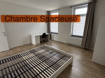 Colocation à louer à Charleroi - photo 1 : chambre-1