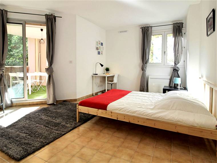 Room In The House Marseille 264798-1