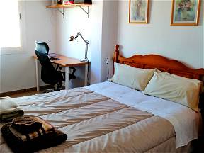 Spacious And Comfortable Room In Palma