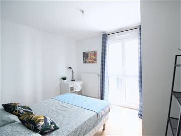 Roomlala | Chambre Spacieuse Et Lumineuse – 12m² - CL28