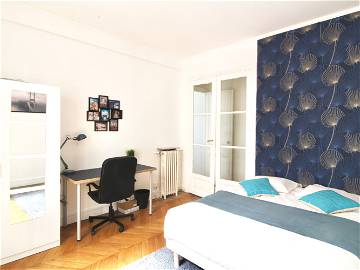 Roomlala | Chambre Spacieuse Et Lumineuse – 14m² - PA32