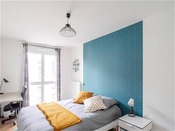 Roomlala | Chambre Spacieuse Et Lumineuse – 14m² - CL19