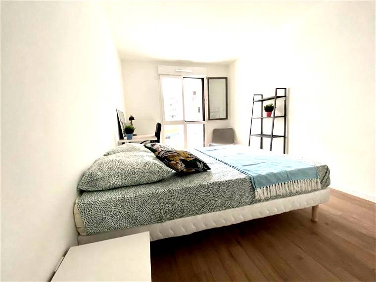 Chambre Spacieuse Et Lumineuse – 15m² - CL8
