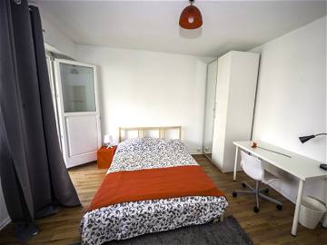 Roomlala | Chambre Spacieuse Et Lumineuse – 15m² - ST14