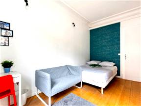 Chambre Spacieuse Et Lumineuse – 15m² - IV01