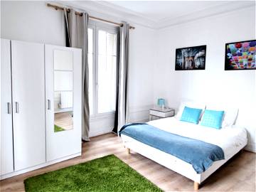 Roomlala | Chambre Spacieuse Et Lumineuse – 16m² - PA18