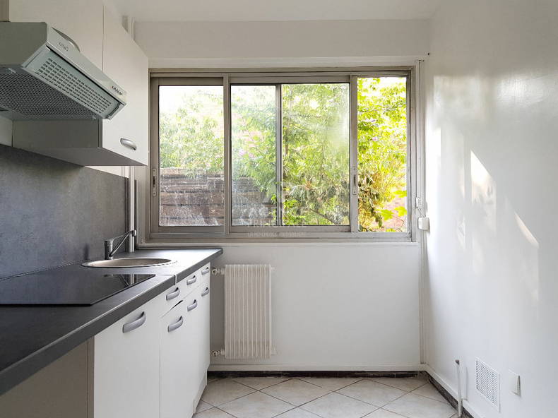 Kolokacja Cergy 244810-4