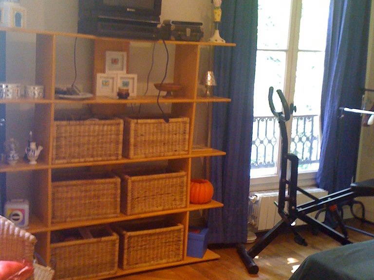 Homestay Paris 2325-3