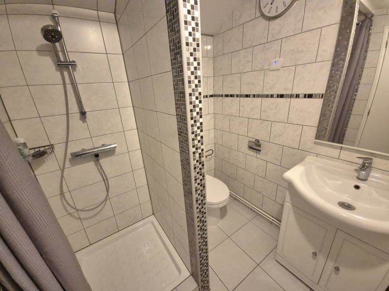 Entire Home Clichy-sous-Bois 503028-4