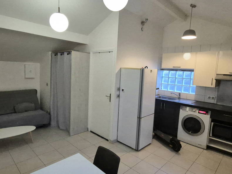 Entire Home Clichy-sous-Bois 503028-1