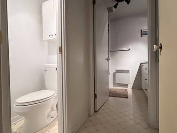 Colocation à louer à Saint-Nicolas - photo 4 : salle de bain-4