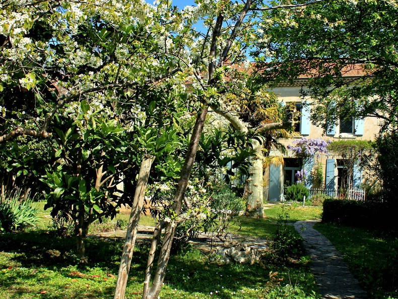 Quedarse En Casa Montélimar 71446-1