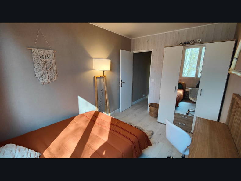 Colocação Évry-Courcouronnes 482432-5