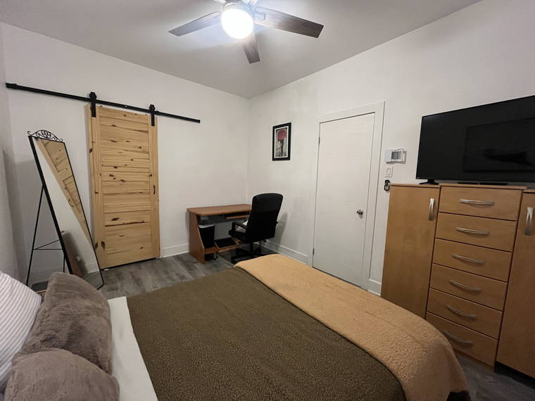 Colocação Montreal 645292