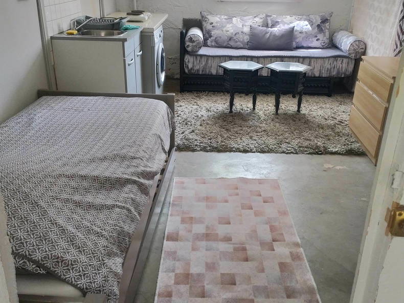 Entire Home Savigny-sur-Orge 130314-2