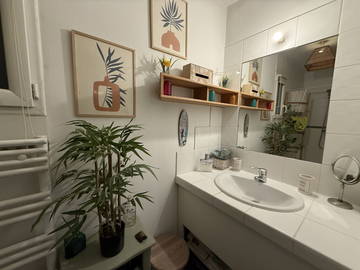 Chambre chez l'habitant à louer à Aix-En-Provence - photo 1 : salle de bain-1