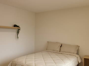 Homestay for rent in Québec - photo 3 : Bedroom-3
