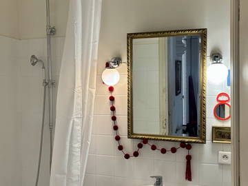 Unterkunft beim Gastgeber zur Miete in Antibes - Foto 2 : Badezimmer-2